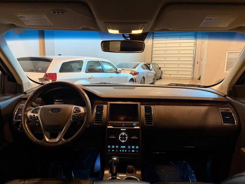 Used 2019 Ford Flex Limited image 9