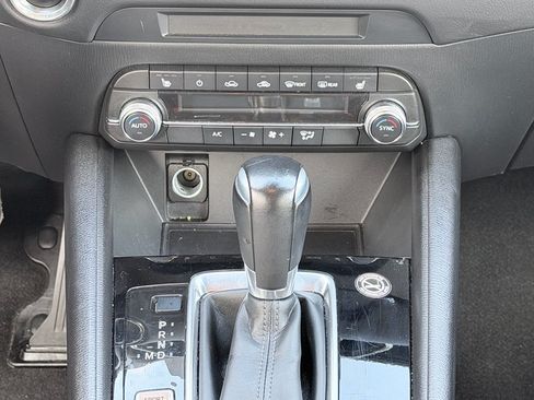Used 2025 MAZDA CX-5 AWD 2.5 S w/ Preferred Package image 19