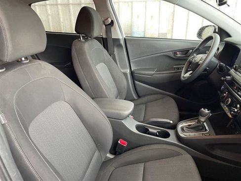 Used 2022 Hyundai Kona SEL image 11