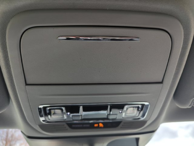 Used 2021 Lincoln Corsair AWD w/ Equipment Group 101A image 30