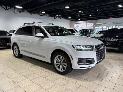 Used 2019 Audi Q7 3.0T Premium Plus w/ Premium Plus Package AWD/4WD image 6