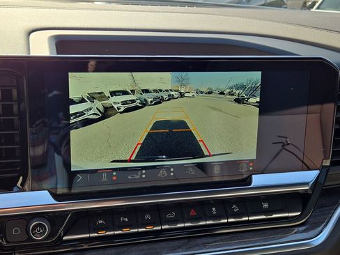 Used 2024 Chevrolet Silverado 1500 LTZ w/ LTZ Convenience Package II image 18