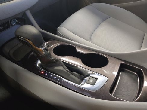 Used 2023 Chevrolet Malibu LS FWD image 26