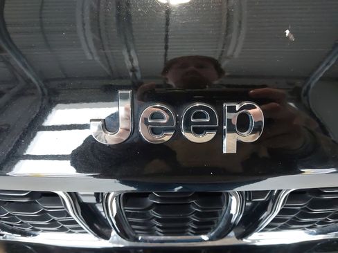 Used 2022 Jeep Grand Cherokee L Limited image 31