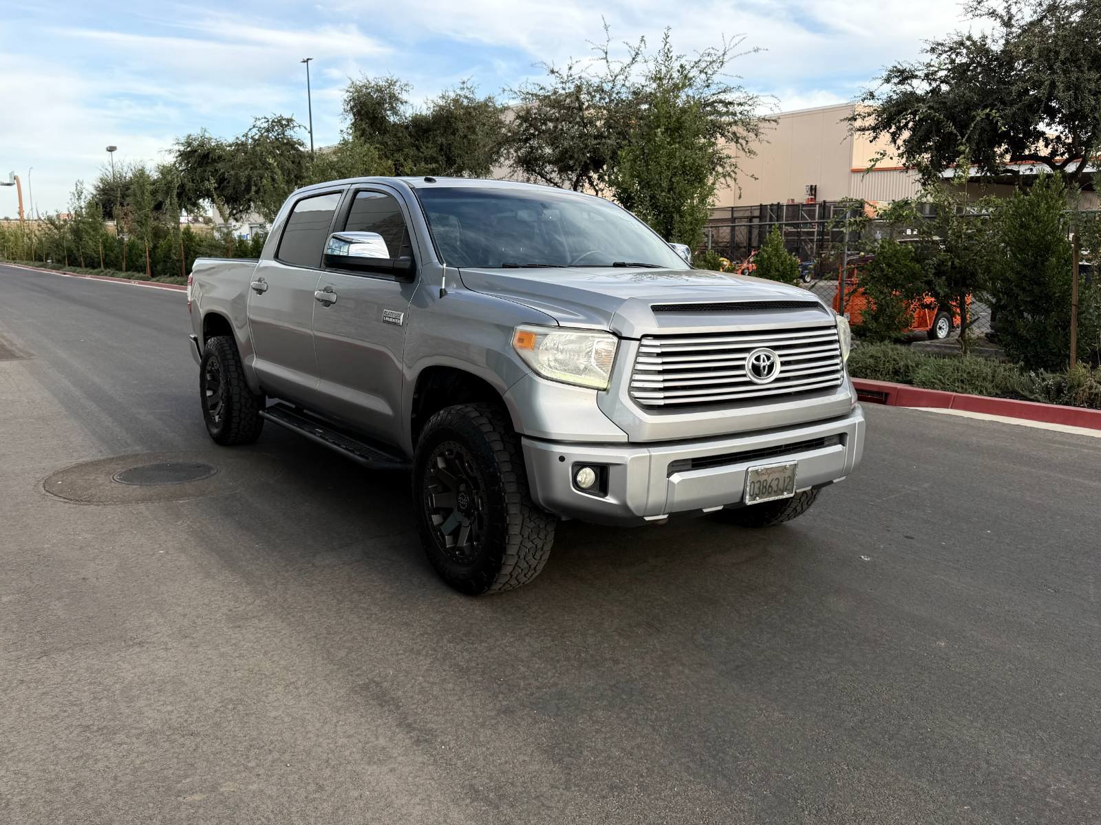 Used 2015 Toyota Tundra Platinum AWD/4WD image 3