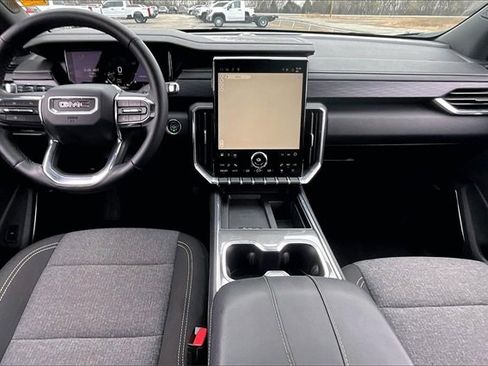 Used 2025 GMC Acadia Elevation image 7