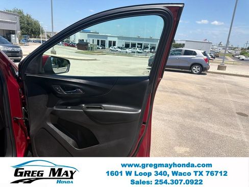 Used 2019 Chevrolet Equinox LT FWD image 30