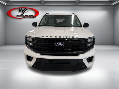 New 2027 Ford Expedition Max Platinum AWD/4WD image 2