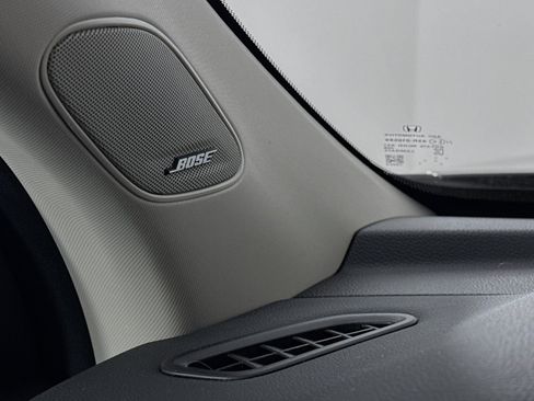 Certified 2023 Honda Pilot Elite image 19