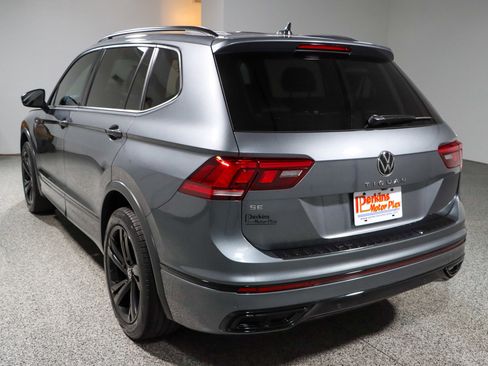 Used 2023 Volkswagen Tiguan SE R-Line FWD image 9