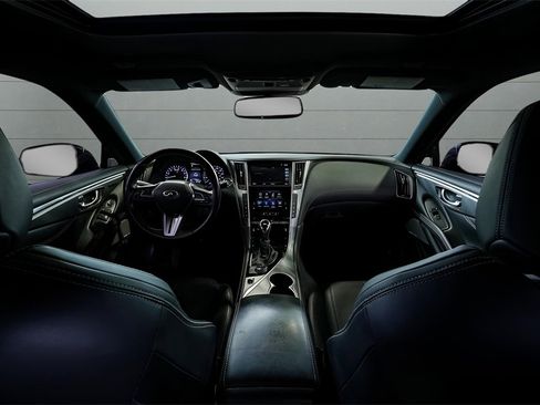 Used 2019 INFINITI Q60 3.0t Luxe w/ Essential Package image 24