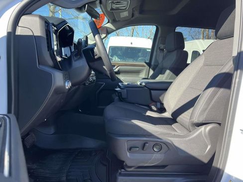 Used 2025 GMC Sierra 1500 Elevation image 16