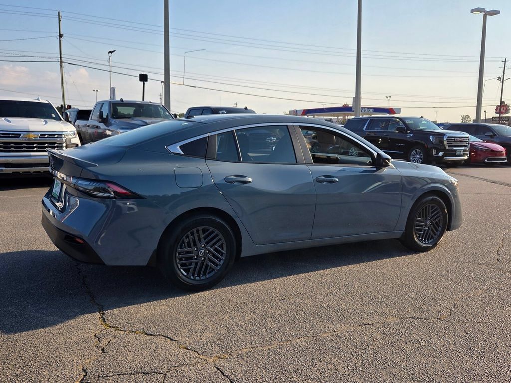 New 2027 Nissan Sentra SV w/ SV Convenience Package FWD image 11