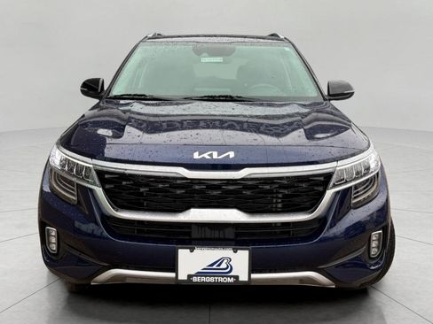 Used 2023 Kia Seltos SX image 4