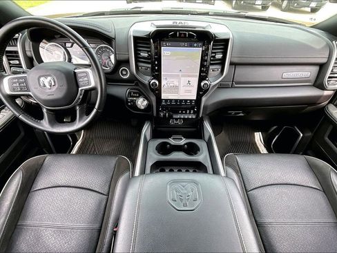 Used 2022 RAM 2500 Laramie w/ Night Edition AWD/4WD image 16