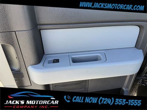 Used 2011 Ford F150 XLT w/ XLT Chrome Pkg image 19