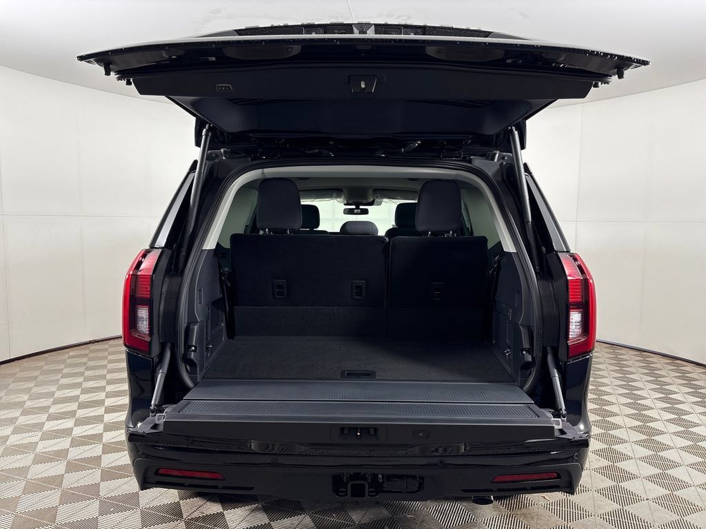 New 2027 Ford Expedition Active RWD image 24