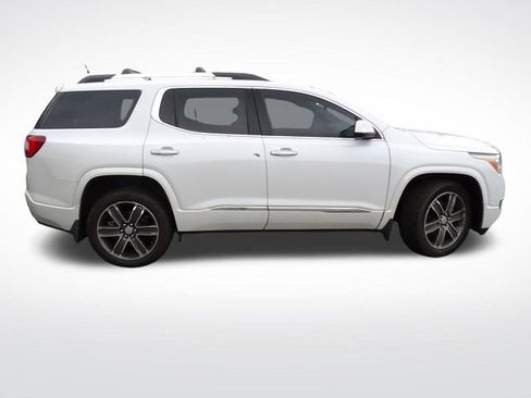 Used 2019 GMC Acadia Denali image 13