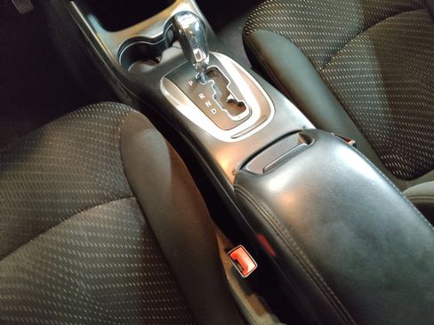 Used 2018 Dodge Journey SE w/ Popular Equipment Group FWD image 26