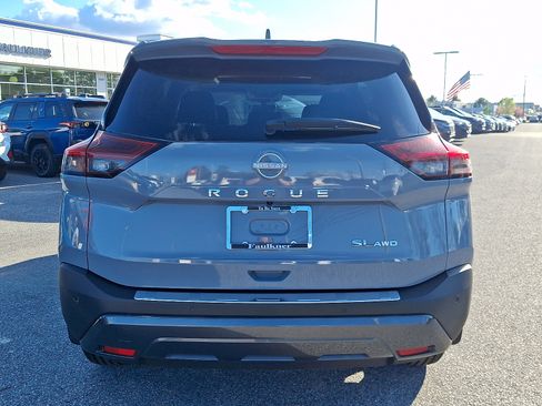 Certified 2023 Nissan Rogue SL w/ SL Premium Package AWD/4WD image 6