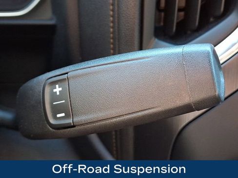 Used 2022 GMC Sierra 1500 AT4 image 12