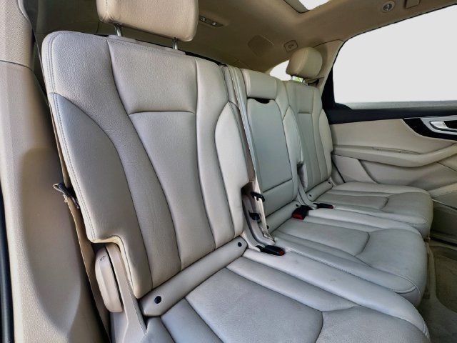 Used 2019 Audi Q7 2.0T Premium Plus w/ Premium Plus Package AWD/4WD image 26