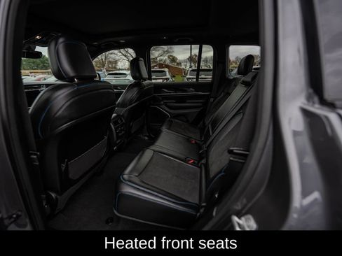 Used 2022 Jeep Grand Cherokee Trailhawk image 12