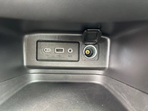 Used 2024 Chevrolet Equinox LT AWD/4WD image 27