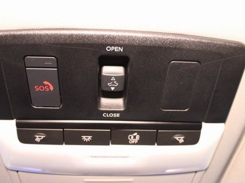 Used 2021 Nissan Altima 2.5 SR image 26