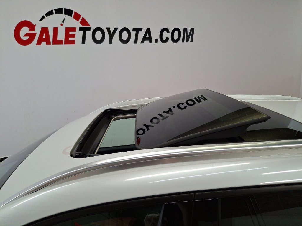 Used 2024 MAZDA CX-50 AWD 2.5 Turbo w/ Weather Package image 8