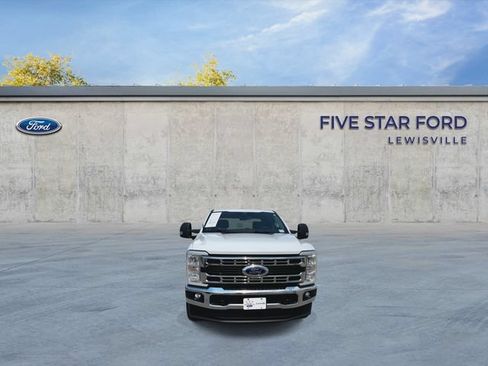 Used 2025 Ford F250 XLT w/ FX4 Off-Road Package AWD/4WD image 3