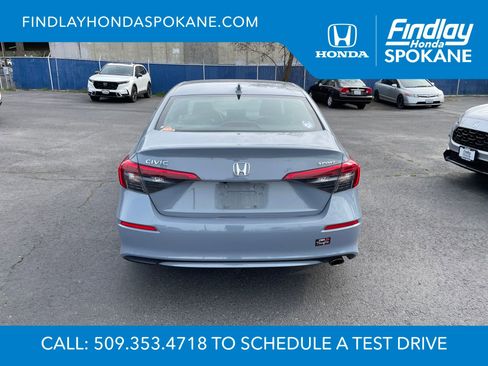 Used 2024 Honda Civic Sport image 3
