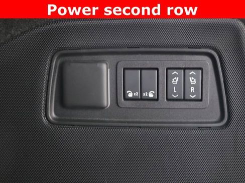 Used 2025 Cadillac Escalade ESV Sport w/ Touring Package image 34