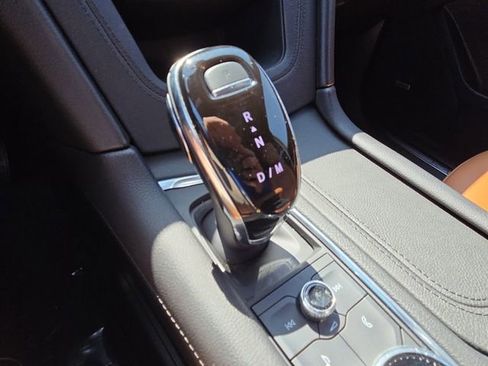 Used 2020 Cadillac XT5 Premium Luxury AWD/4WD image 22