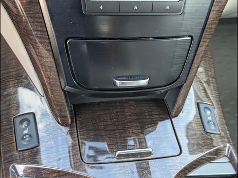 Used 2011 Acura MDX AWD/4WD image 15