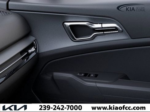 New 2026 Kia Sportage LX FWD image 25