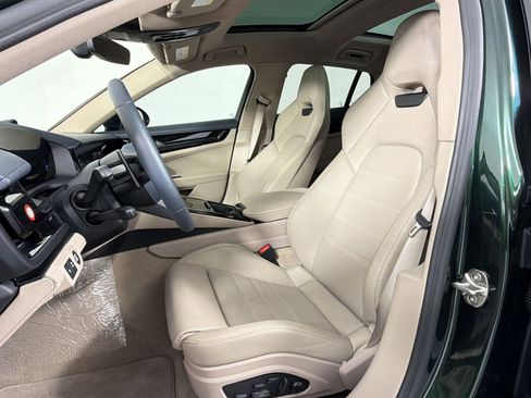 Certified 2026 Porsche Panamera 4S AWD/4WD image 5