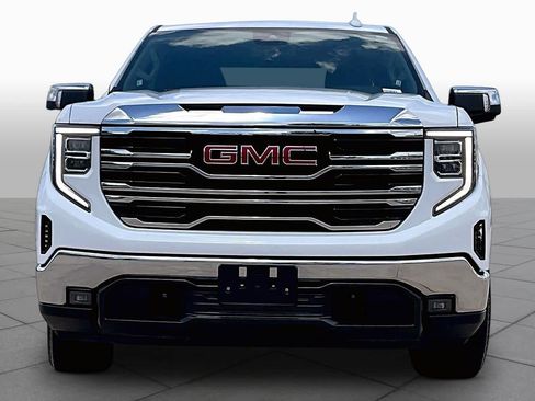 Used 2025 GMC Sierra 1500 SLT RWD image 8