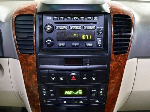 Used 2004 Kia Sorento EX image 13