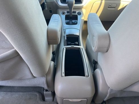 Used 2006 Toyota Highlander V6 image 13