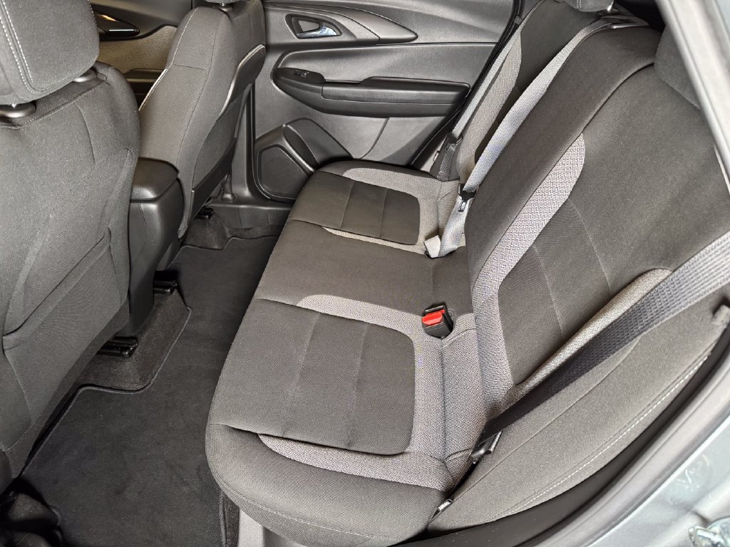 Used 2023 Chevrolet TrailBlazer LS FWD image 21