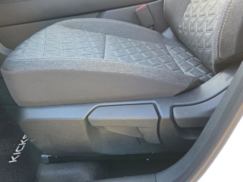 New 2026 Nissan Kicks SV image 15