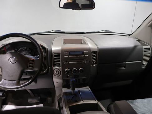 Used 2006 Nissan Titan SE AWD/4WD image 17