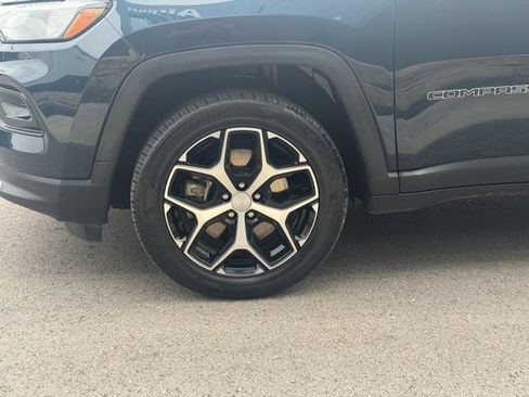 Used 2024 Jeep Compass Limited AWD/4WD image 19