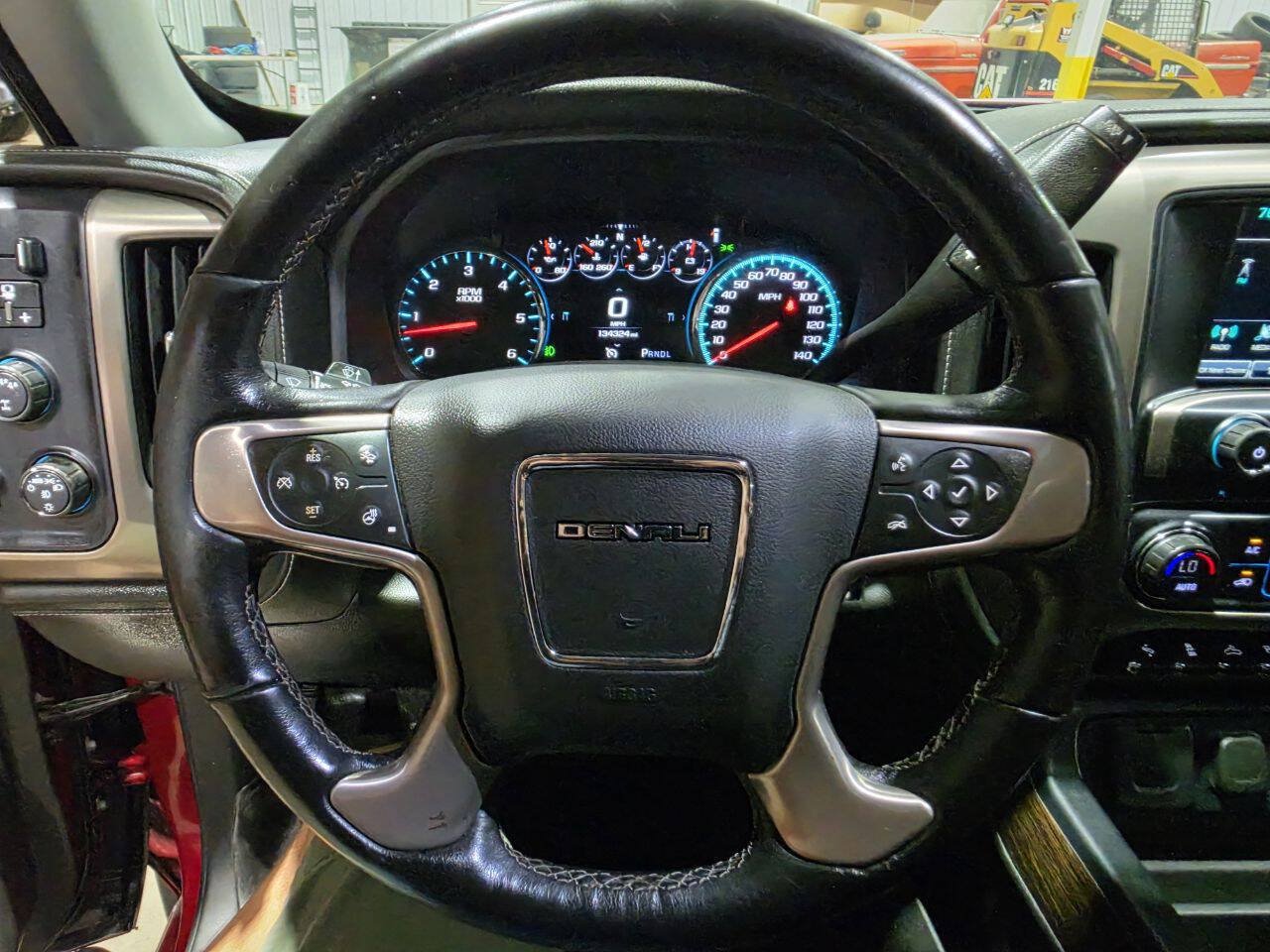 Used 2018 GMC Sierra 1500 Denali AWD/4WD image 41