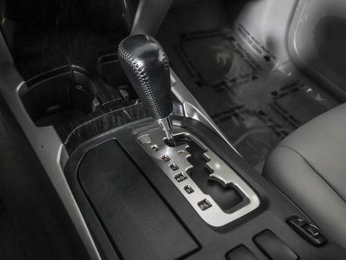 Used 2006 Toyota 4Runner Limited image 32