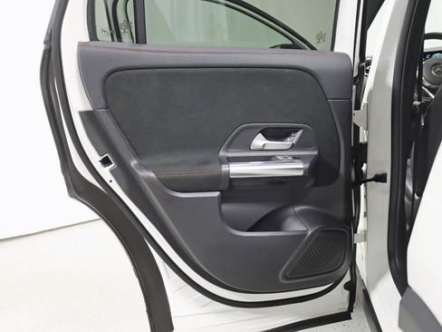 Used 2021 Mercedes-Benz GLA 35 AMG AMG GLA 35 w/ AMG Aerodynamic Package image 35