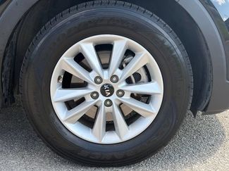 Used 2019 Kia Sorento FWD w/ Option Group 020 video 3