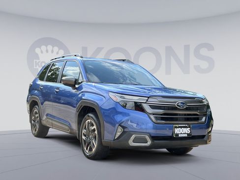 Used 2025 Subaru Forester Limited w/ Popular Package AWD/4WD image 10