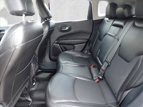 Used 2019 Jeep Compass Latitude AWD/4WD image 9
